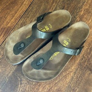 Copper Birkenstock Gizeh size 40 sandal NWOT